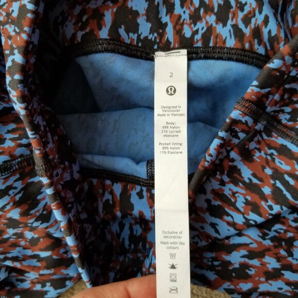 Lululemon Swift Speed High-Rise Tight Leopard Camo Blue Nile size 2 hemmed - Picture 4 of 8